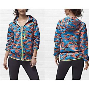 Nike Women's Packable Camouflage Running Trail Jacket XS